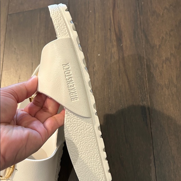 Birkenstock White Sandals with Gold Buckle - Picture 8 of 12